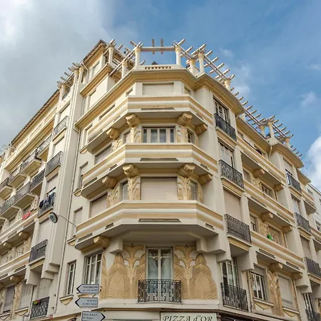 Apartment Studio Palais Clemenceau By Interhome Nice